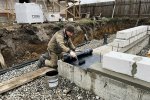 Цокольный узел газобетонных блоков: защита от влаги